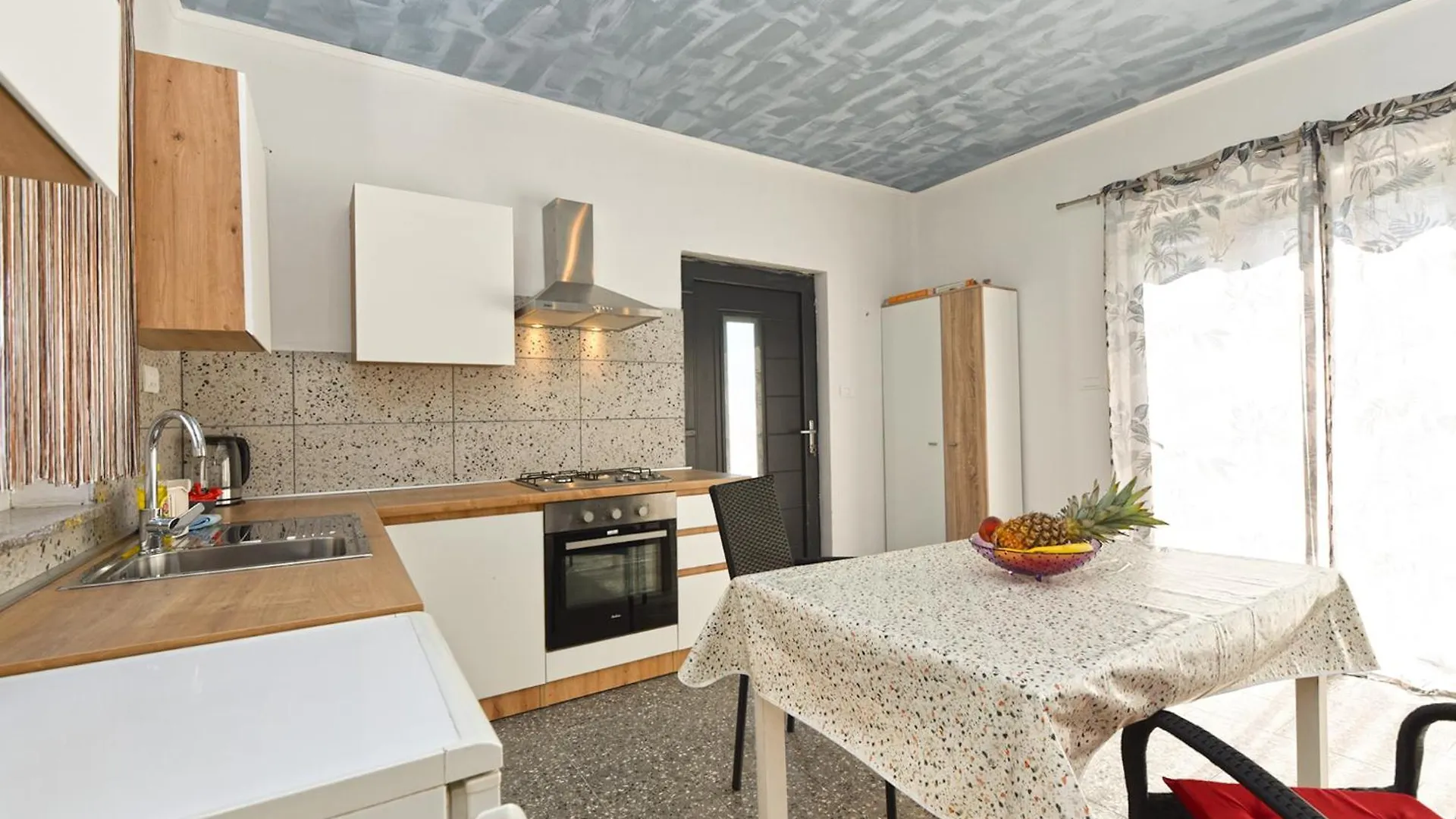 Apartments Magdalena 759 Valbandon