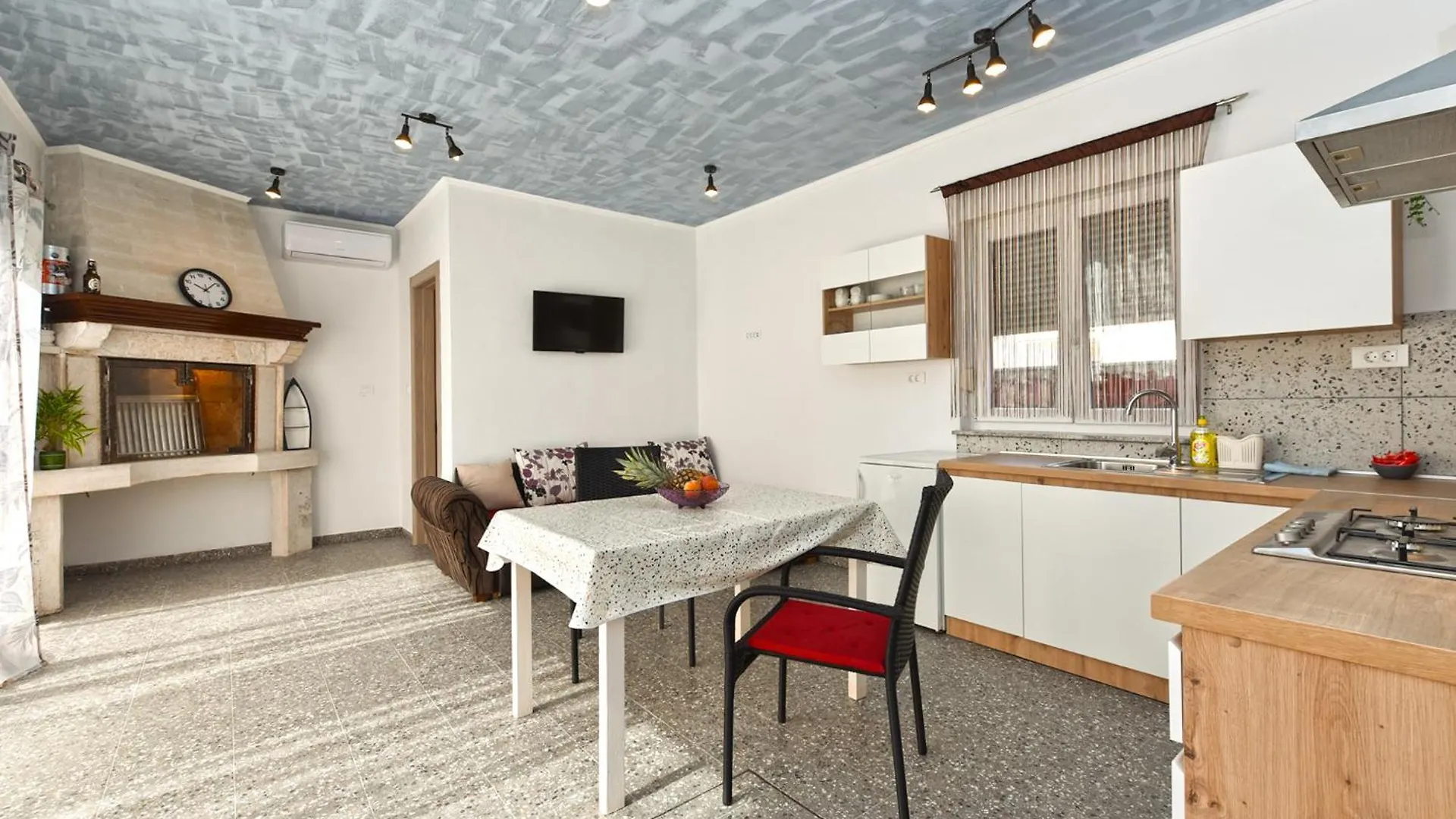 Apartments Magdalena 759 Valbandon